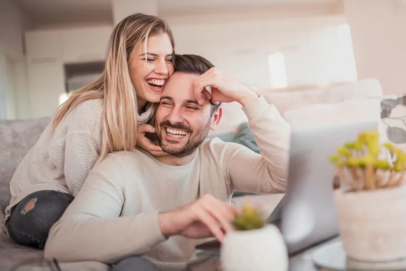 ¿Cómo mantener la conexión emocional cuando hay hijos?